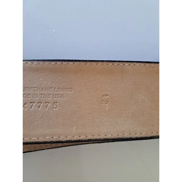 St. John Black Wide Belt With Gold Buckle Leather & Polyurethane Size 12 USA - Picture 5 of 9